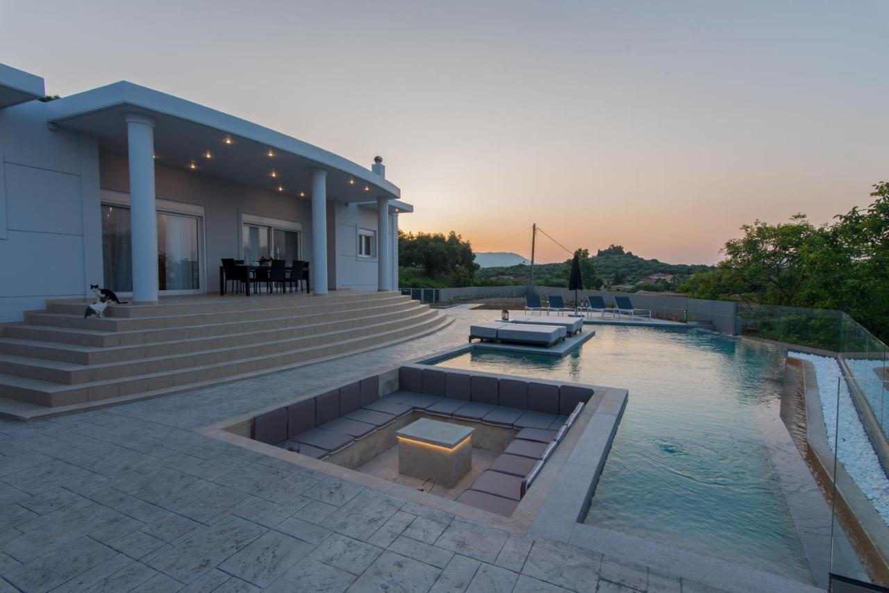 Villa Moonstone Mouzakion  ภายนอก รูปภาพ